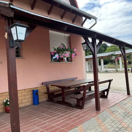 Hangulat Szallo * Zalaszentbalazs